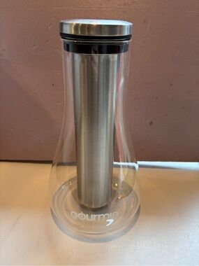Clear Glass Tea Infuser Carafe with Stainless Steel Lid - Clear